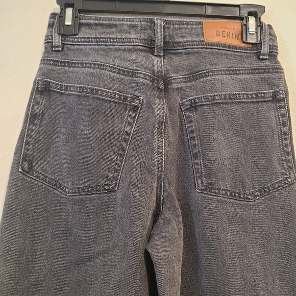 Sezane The Iconic Straight Leg Middle Grey Jeans - Picture 5 of 6